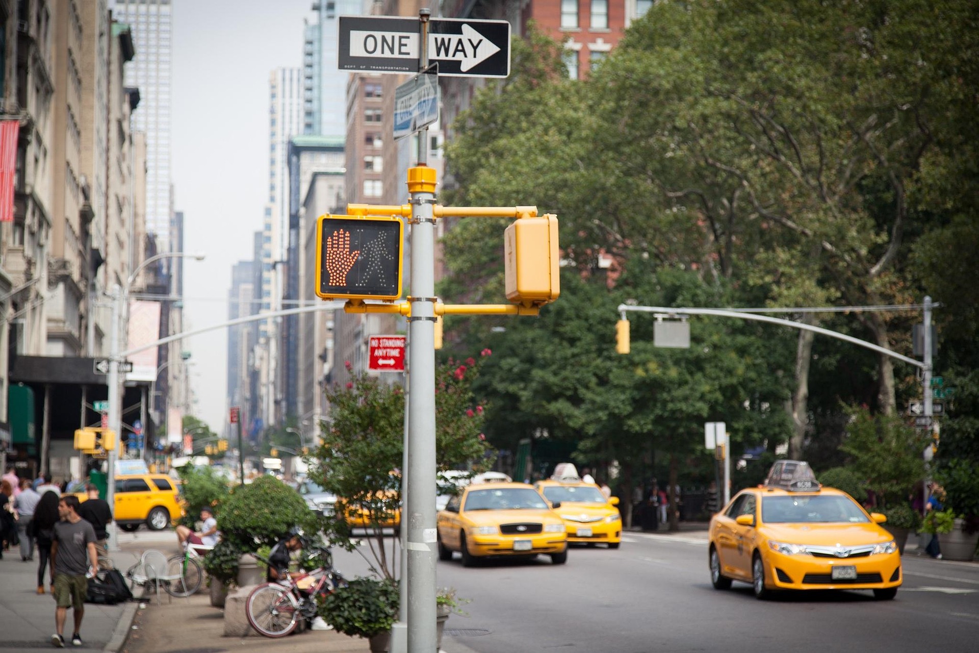 $575K Verdict for Pedestrian Hit by Taxi